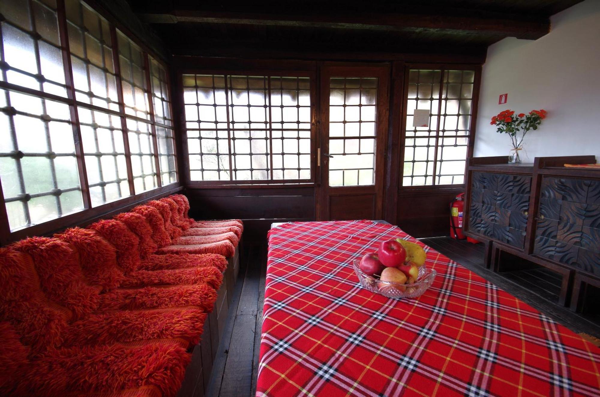 Guest House Cana Mihova ボジェンツィー エクステリア 写真